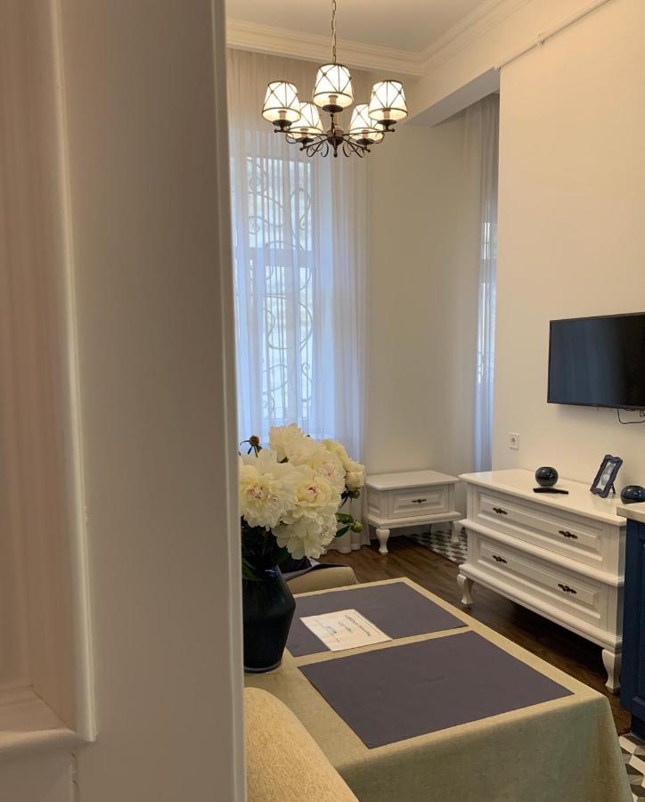 Lux Apartament На Левицького Lviv Dış mekan fotoğraf
