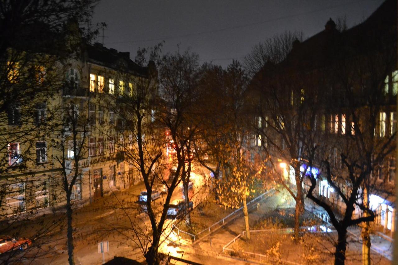 Lux Apartament На Левицького Lviv Dış mekan fotoğraf